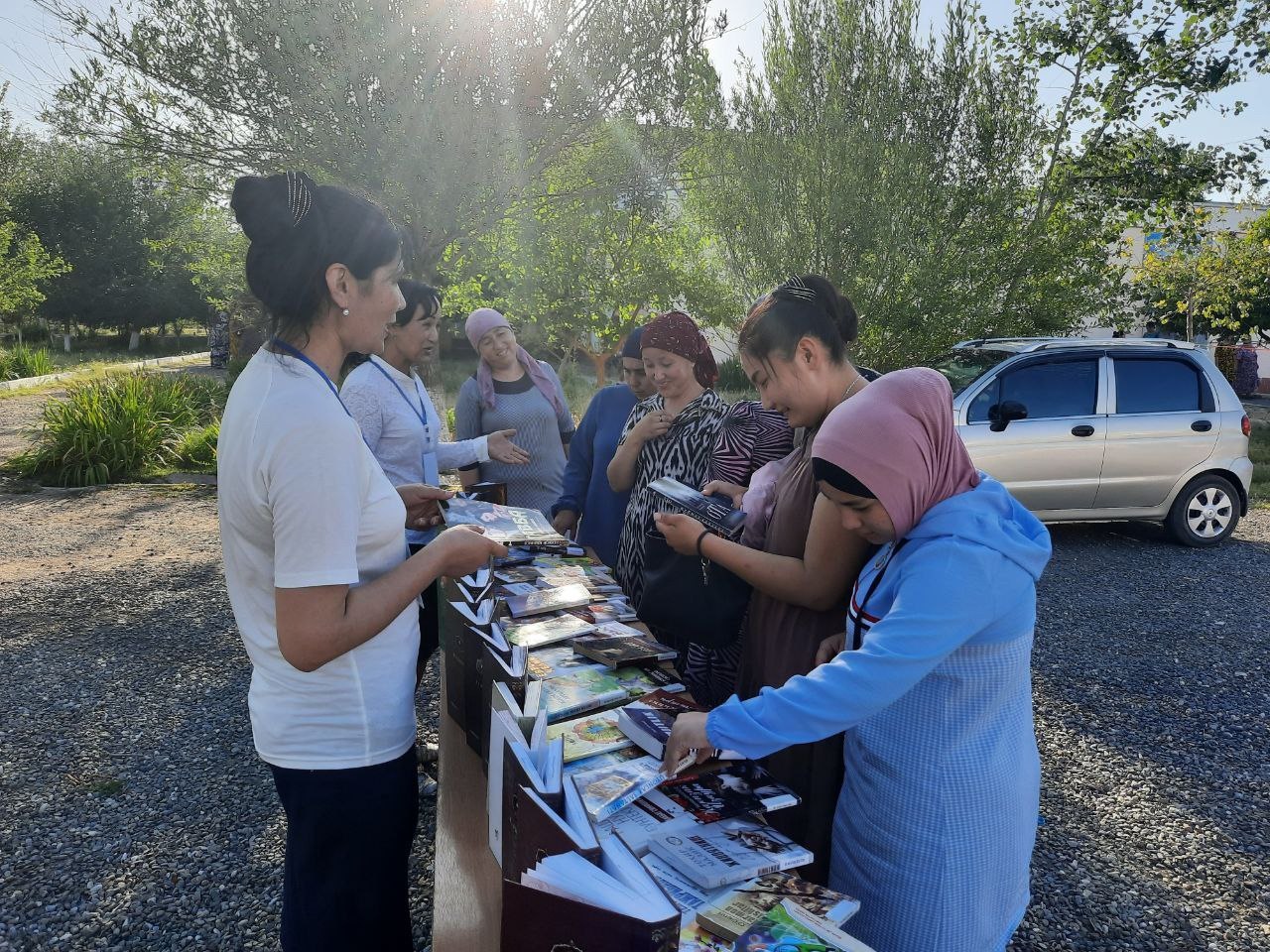 Adabiyotlar ko‘rgazmasi