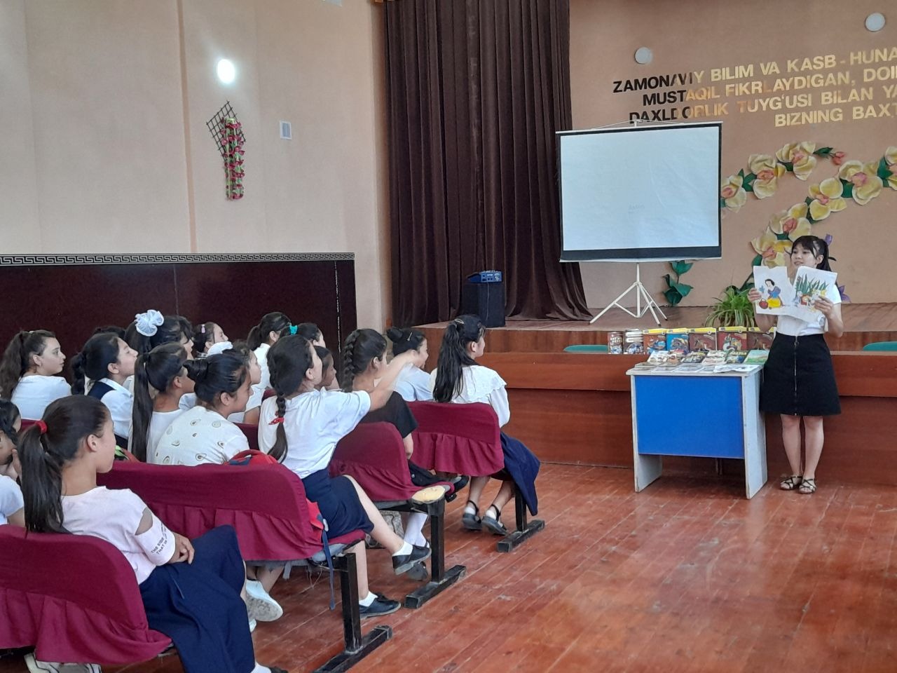 Kitob bilan do'st bo'laylik