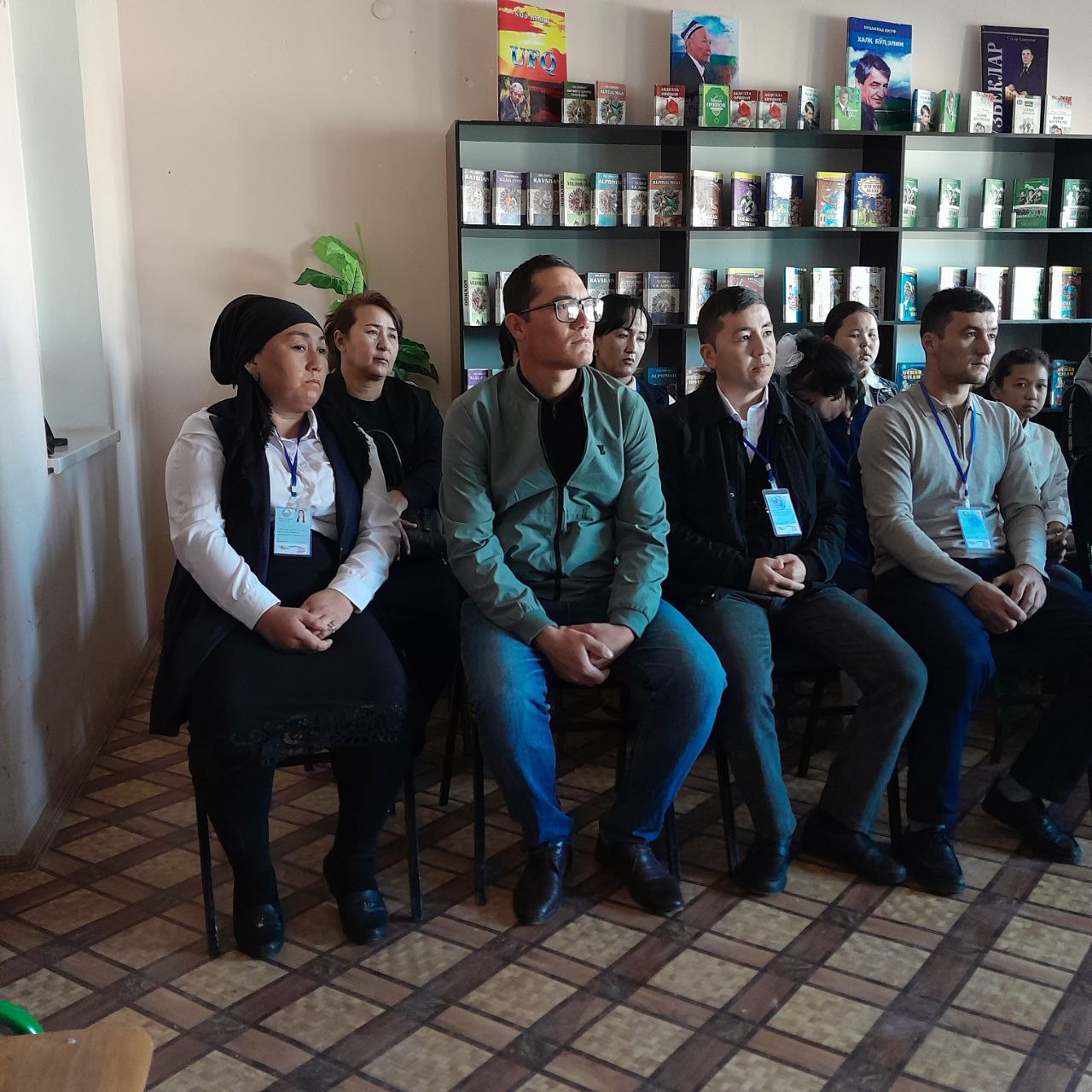 "Ona tilim-g`ururim, faxrim" nomli davra suhbati