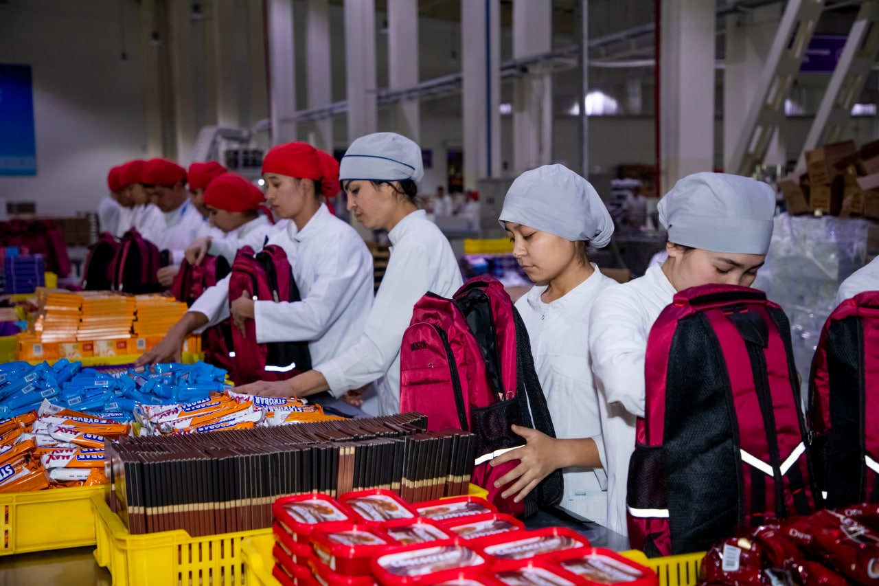 Янги йил муносабати билан Ўзбекистонда 3 ёшдан 15 ёшгача бўлган 10 минг нафар болага "Президент совғаси" топширилади “Президент совғаси” таркибига: