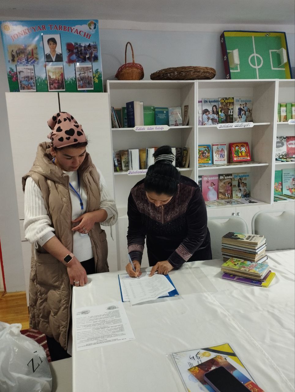 Ko`chma kutubxona kitoblari almashtirildi.