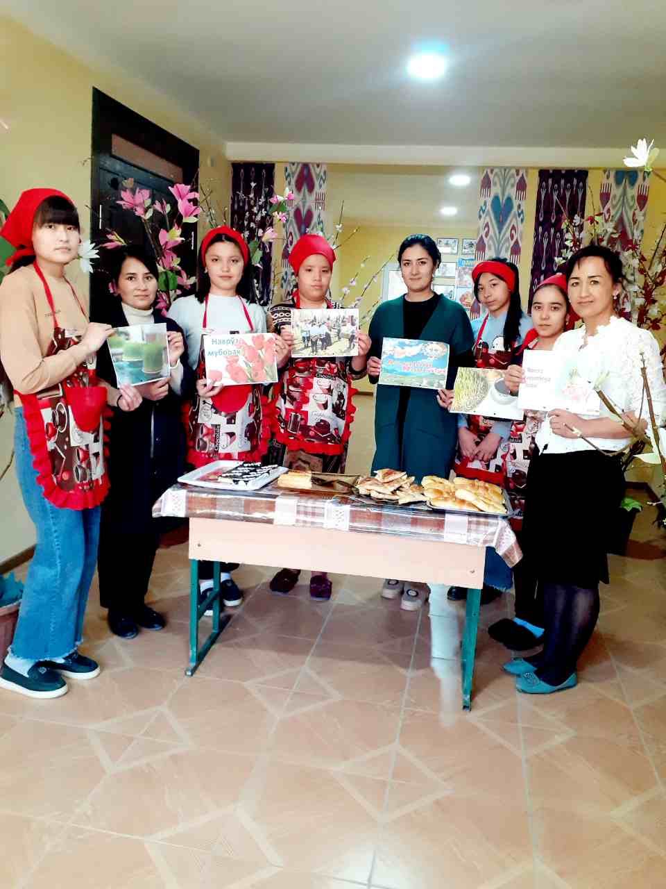 Navro`z bayrami munosabati bilan milliy taomlar ko`rgazmasi tashkil qilindi.