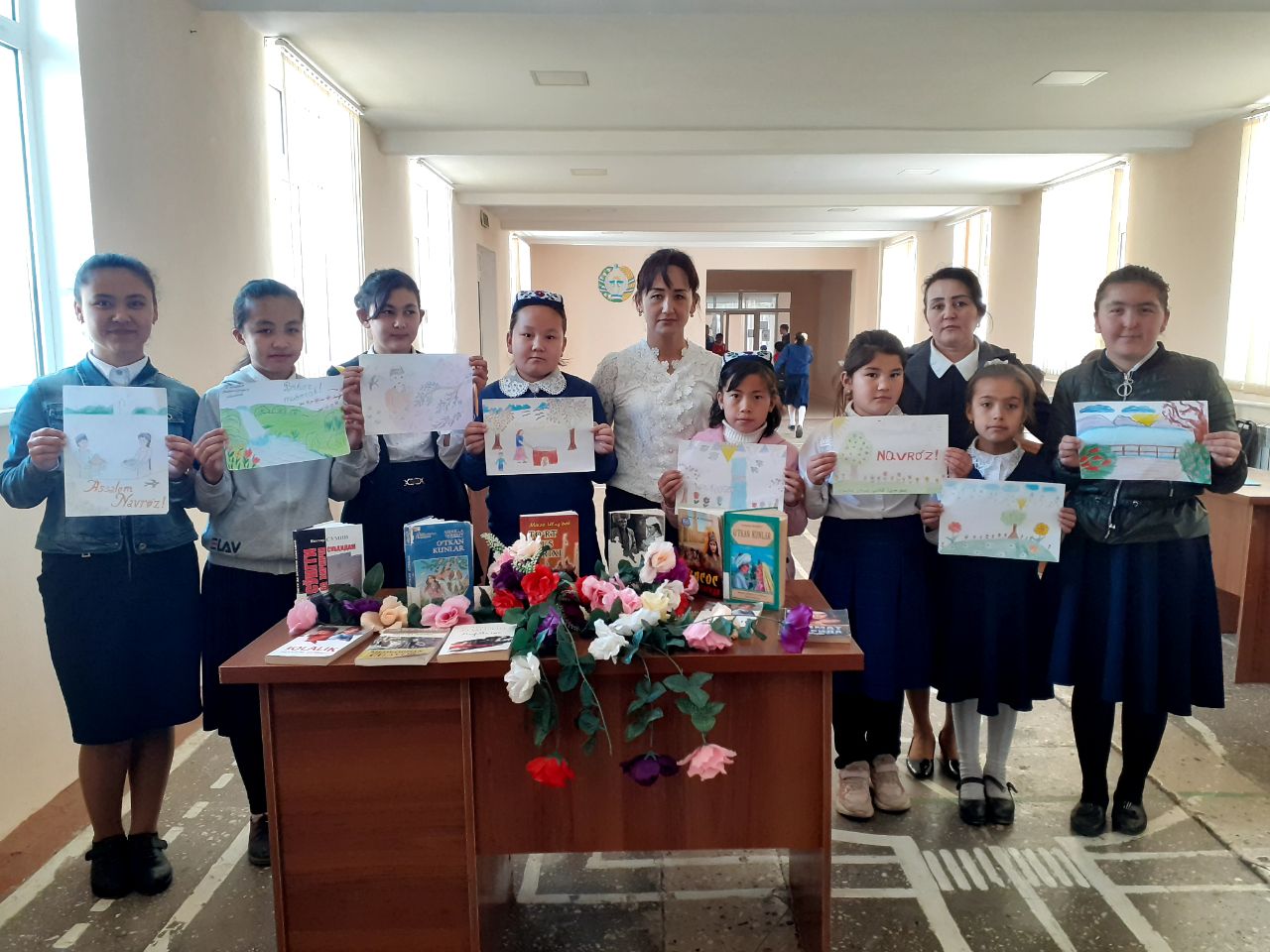 "Qadriyatlar qadr topgan yurt" shiori ostida rasmlar tanlovi o‘tkazildi.