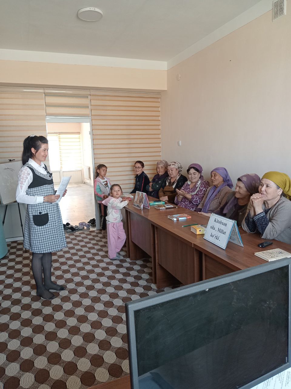 "Eng yaxshi kitobxon oila " ko`rik tanlovi tashkil qilindi.