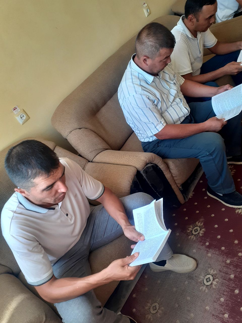 Kitob o`qish soati tashkil qilindi.