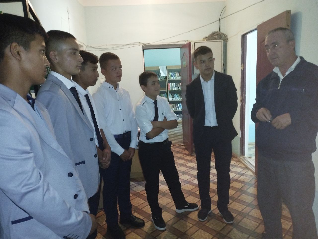 "Ma'rifat uyining mehmoni bo'ling " nomli sayohat tashkil qilindi