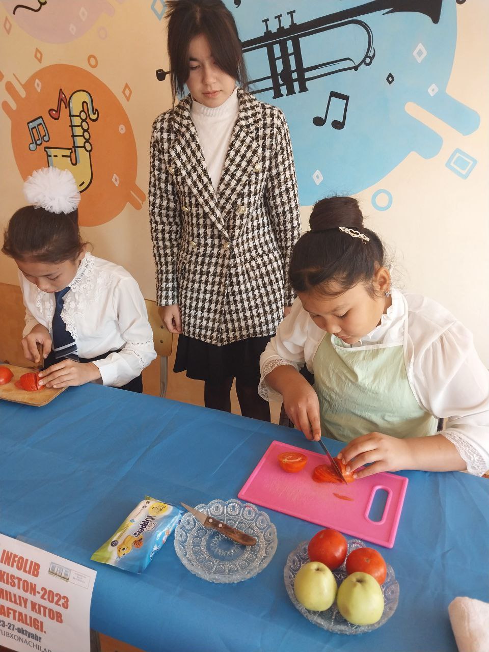 "Sehrli qo`llar" nomli tadbir tashkil qilindi.