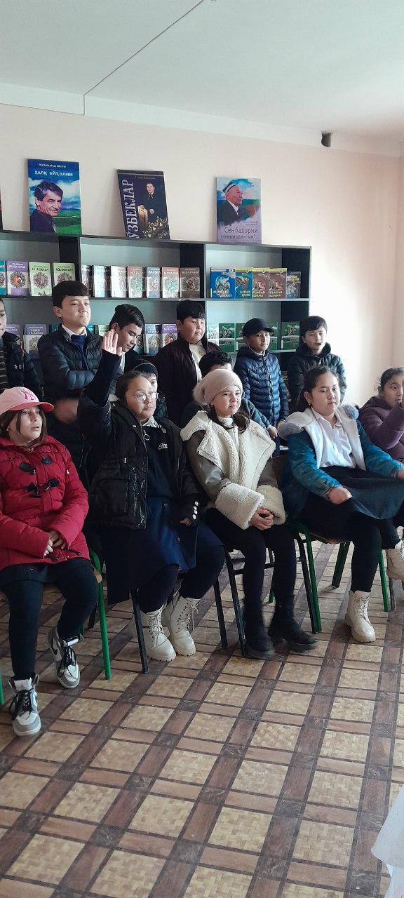 "Ensiklopediyalar olamiga sayohat" nomli tadbir tashkil qilindi.