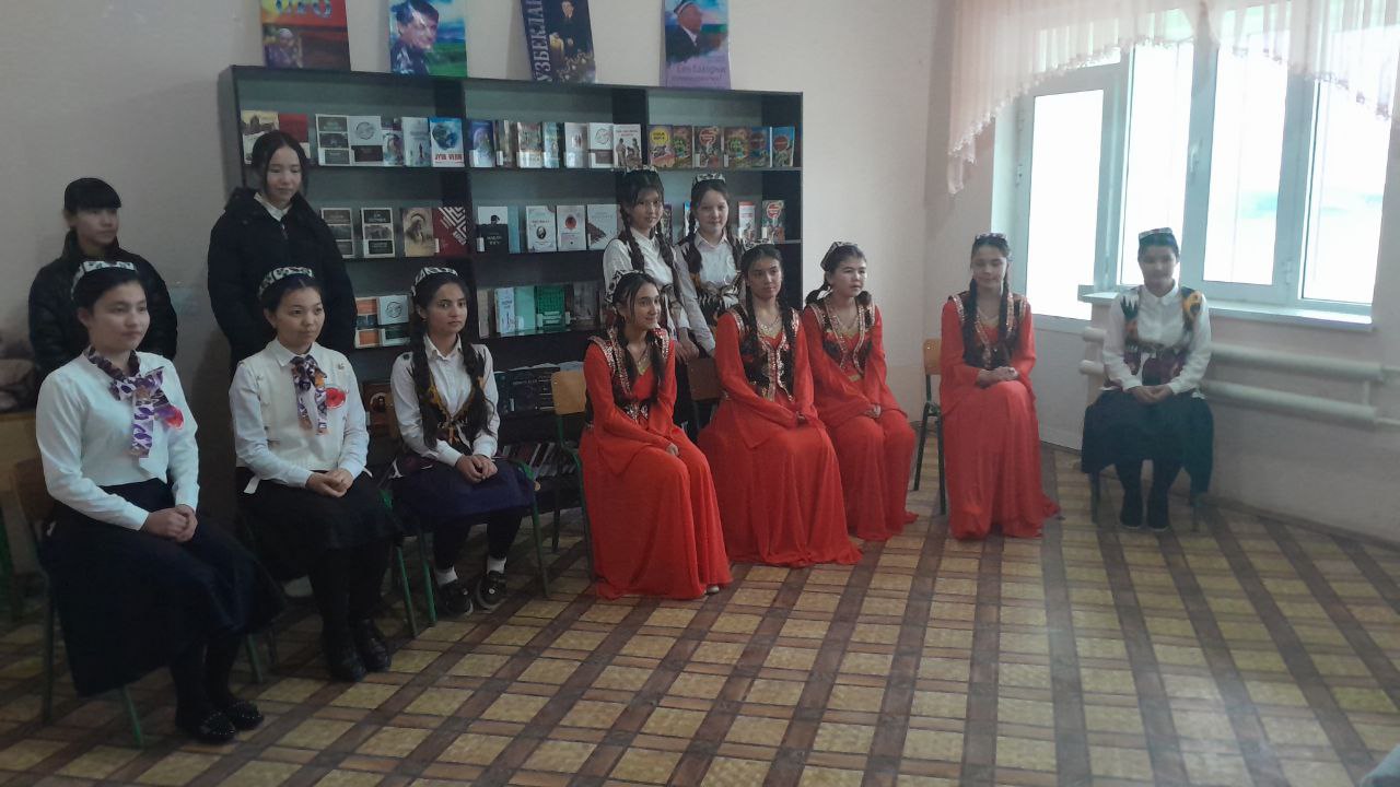 " Bahor keldi, seni so'roqlab" nomli she'riyat kechasi tashkil qilindi.