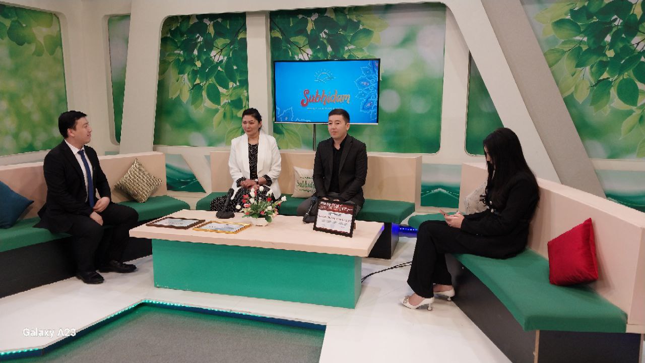 Bugun Doʻstlik tuman axborot-kutubxona markazi xodimlari Oʻ.Narbayev hamda M.Raximovalar Jizzax MTRK ertalabki "Subhidam" tonggi dastur mehmoni boʻlishdi.