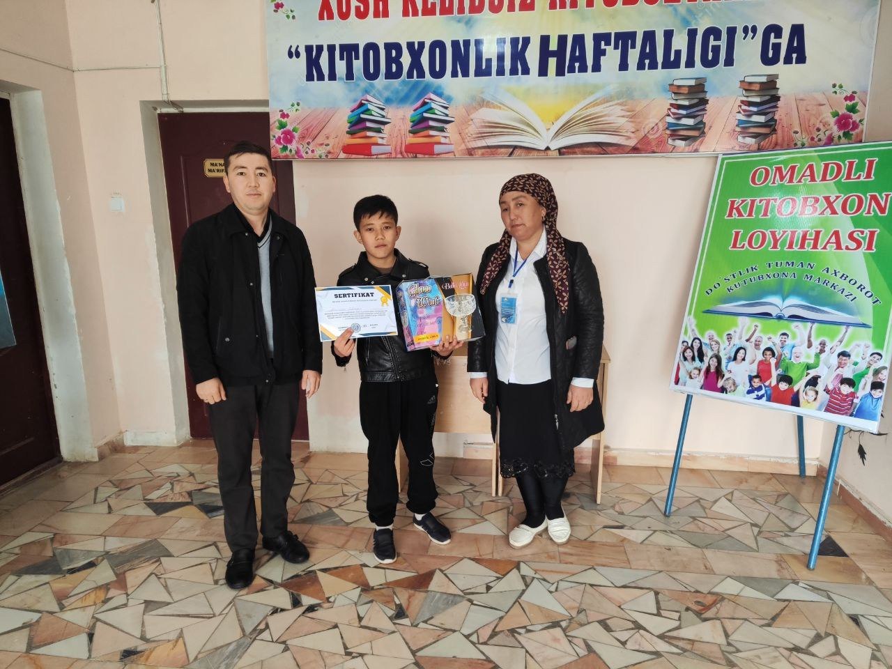 "Omadli kitobxon" loyihasining mart oyi gʻoliblari aniqlandi hamda gʻolib ishtirokchilarga diplom va qimmatbaho esdalik sovgʻalari topshirildi.