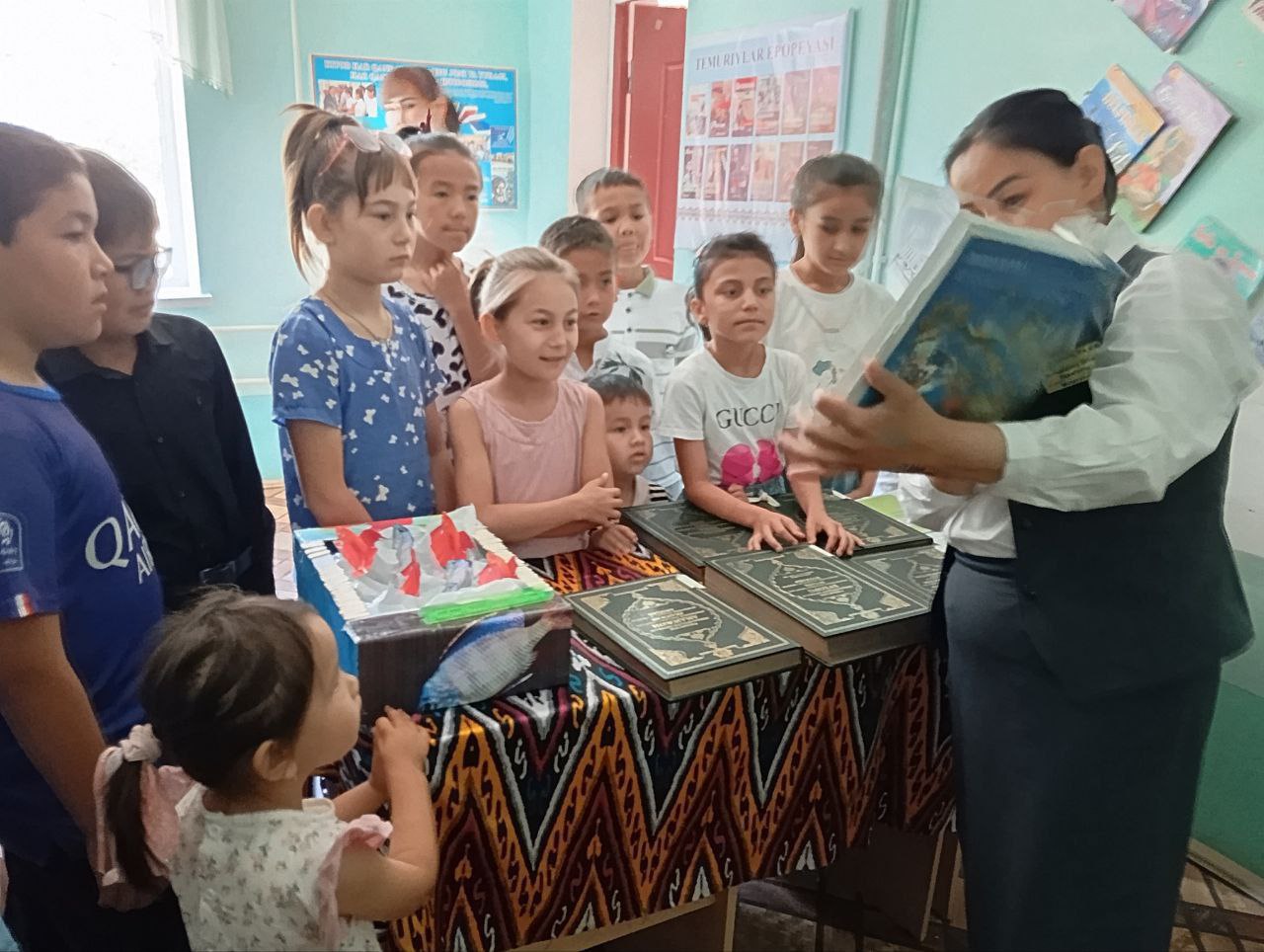 "Oʻlkamning adiblari" nomli davra suhbati va quvnoq oʻyinlar tashkil qilindi.