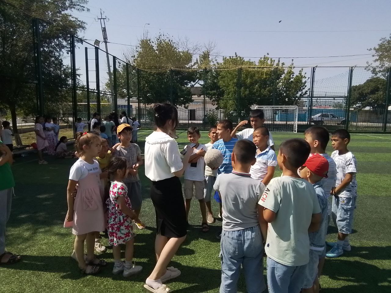 "Yoshlikda olingan bilim toshga òyilgan naqsh kabidir" nomli tadbir tashkil qilindi.