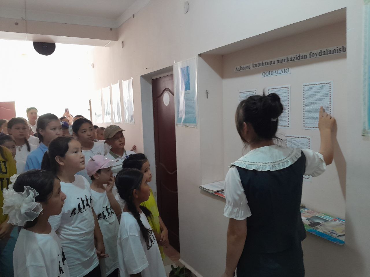 Faol kitobxonlar ishtirokida "Javondagi javohir"  nomli sayohat tashkil qilindi.