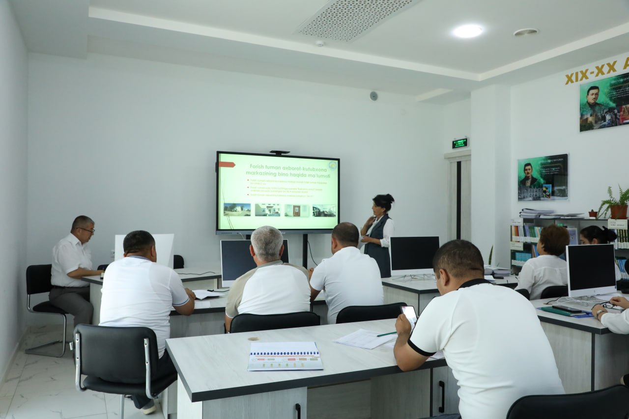 Joriy yilning 16 iyul kuni Jizzax viloyat axborot-kutubxona markazida tuman axborot-kutubxona markazi raxbarlarining 2024 yil birinchi yarim yillik xisobotlari tinglandi.
