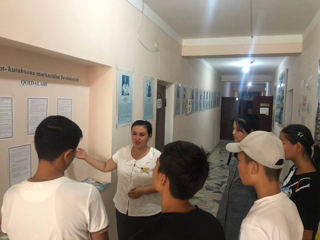 G'ofur G'ulom mahalla yoshlari tomonidan "Kutubxona xazinalar oroli" nomli kutubxona bo'ylab sayohat tashkil qilindi.