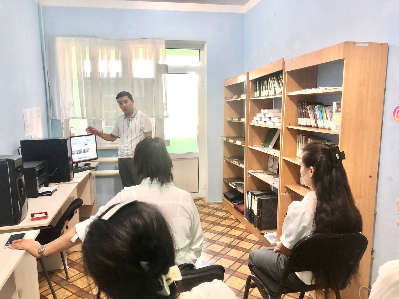 Doʻstlik tuman axborot-kutubxona markazi axborot kommunikatsiya texnologiyalari va raqamlashtirish xizmati tomonidan navbatdagi mahorat darsi bo`lib o`tdi