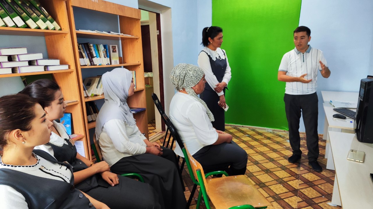 Axborot- kommunikatsiya texnologiyalari va raqamlashtirish xizmati tomonidan  xodimlarini kompyuter savodxonligini oshirish maqsadida  navbatdagi mahorat darsi tashkil etildi.