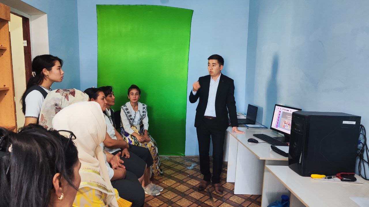 Axborot kommunikatsiya texnologiyalari va raqamlashtirish xizmati tomonidan TAKM xodimlarining kompyuter savodxonligini oshirish maqsadida navbatdagi mahorat darsi boʻlib oʻtdi.