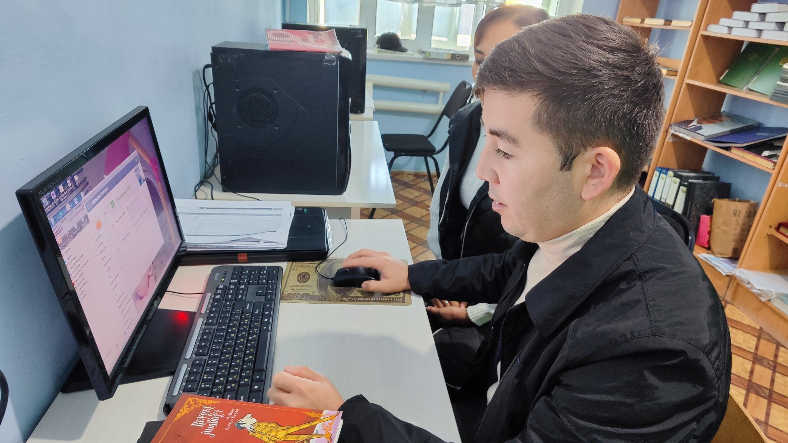 Axborot kommunikatsiya texnologiyalari va raqamlashtirish xizmati xodimlari tomonidan komyuter savodxonligi tashkil qilindi