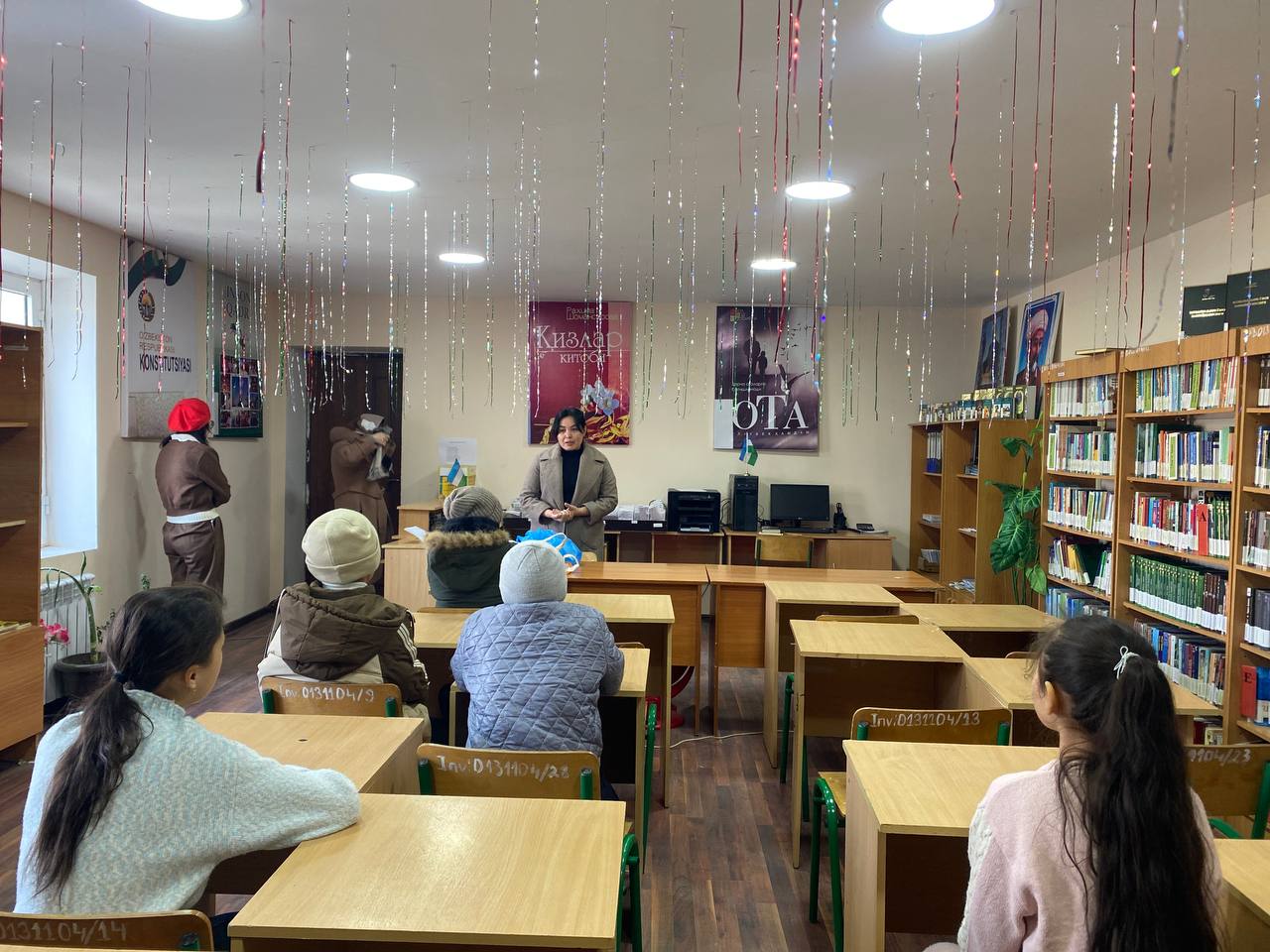 "Kitob- mening baxtim" shiori ostida kitoblar koʻrgazmasi tashkil etildi.