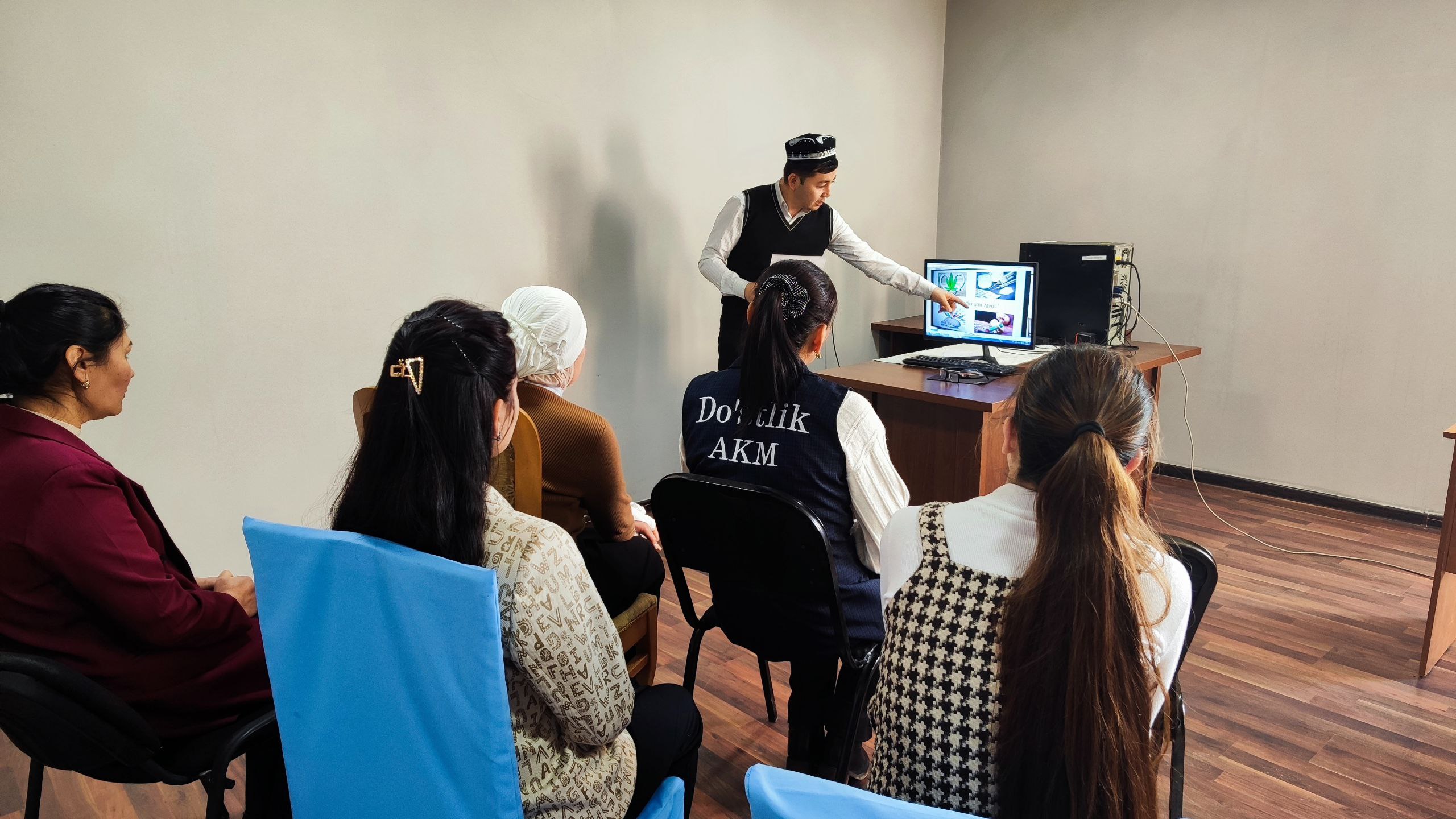 "Giyohvandlik umr zavoli" mavzusida seminar tashkil etildi.