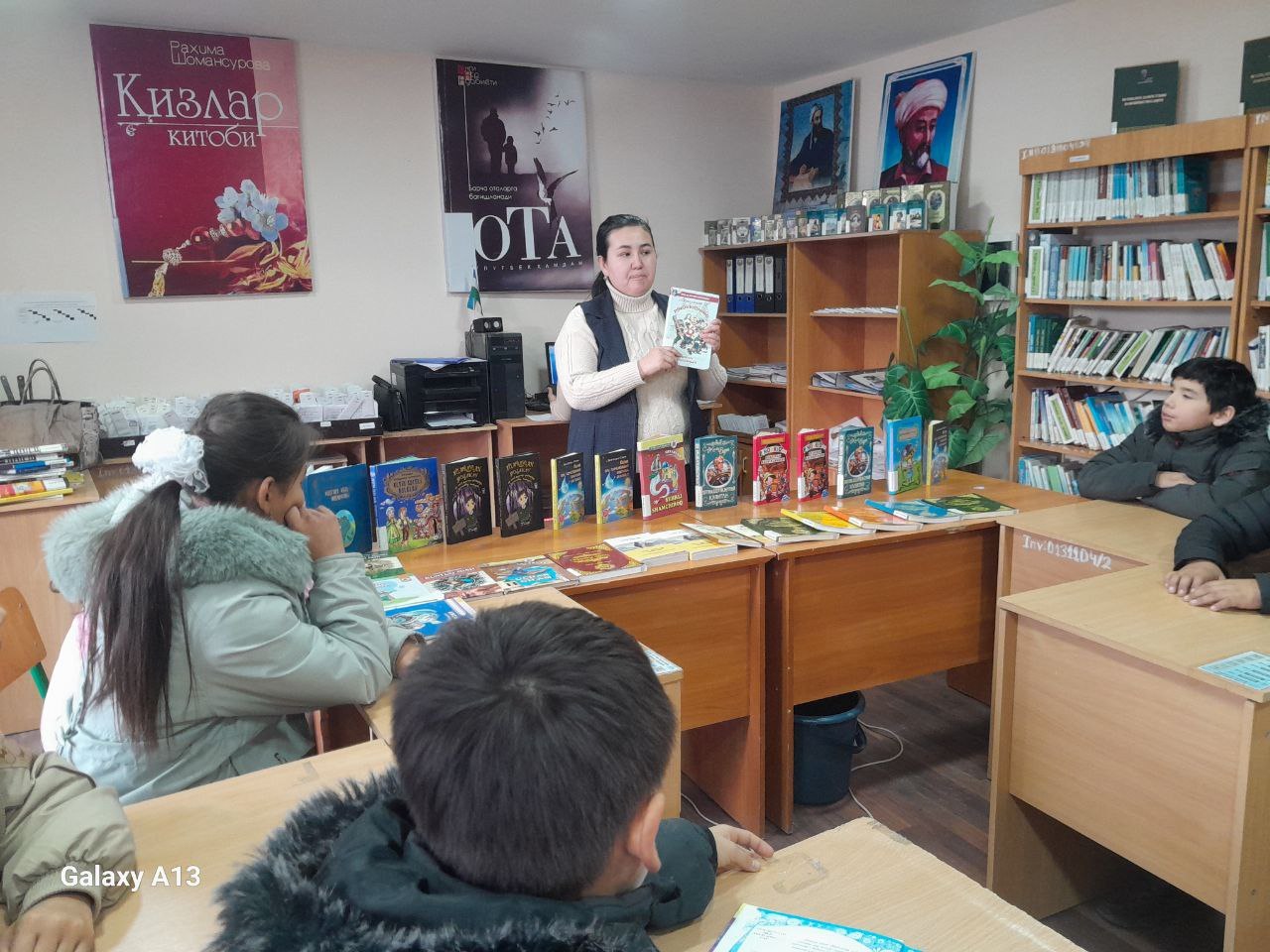 "Ertaklar olamiga sayohat" nomli davra suhbati tashkil qilindi.