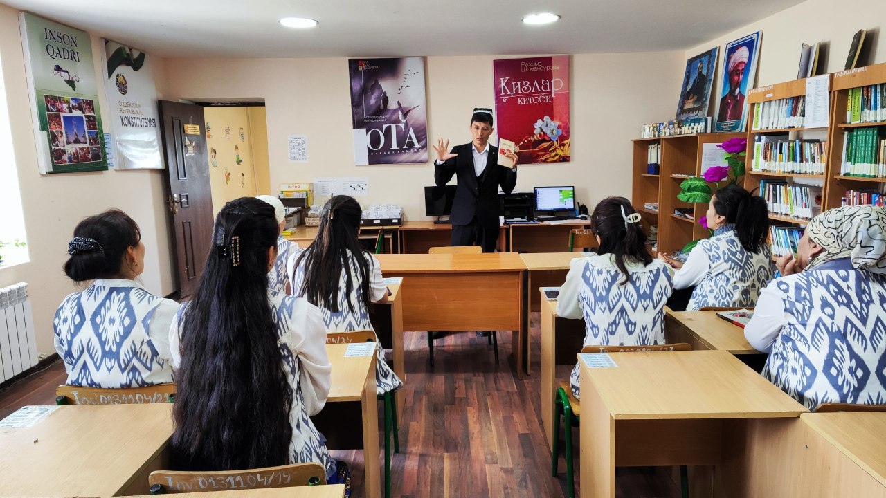 "Kutubxona gurungi" loyihasi doirasida AKM xodimlari ishtirokida navbatdagi gurung tashkil qilindi.