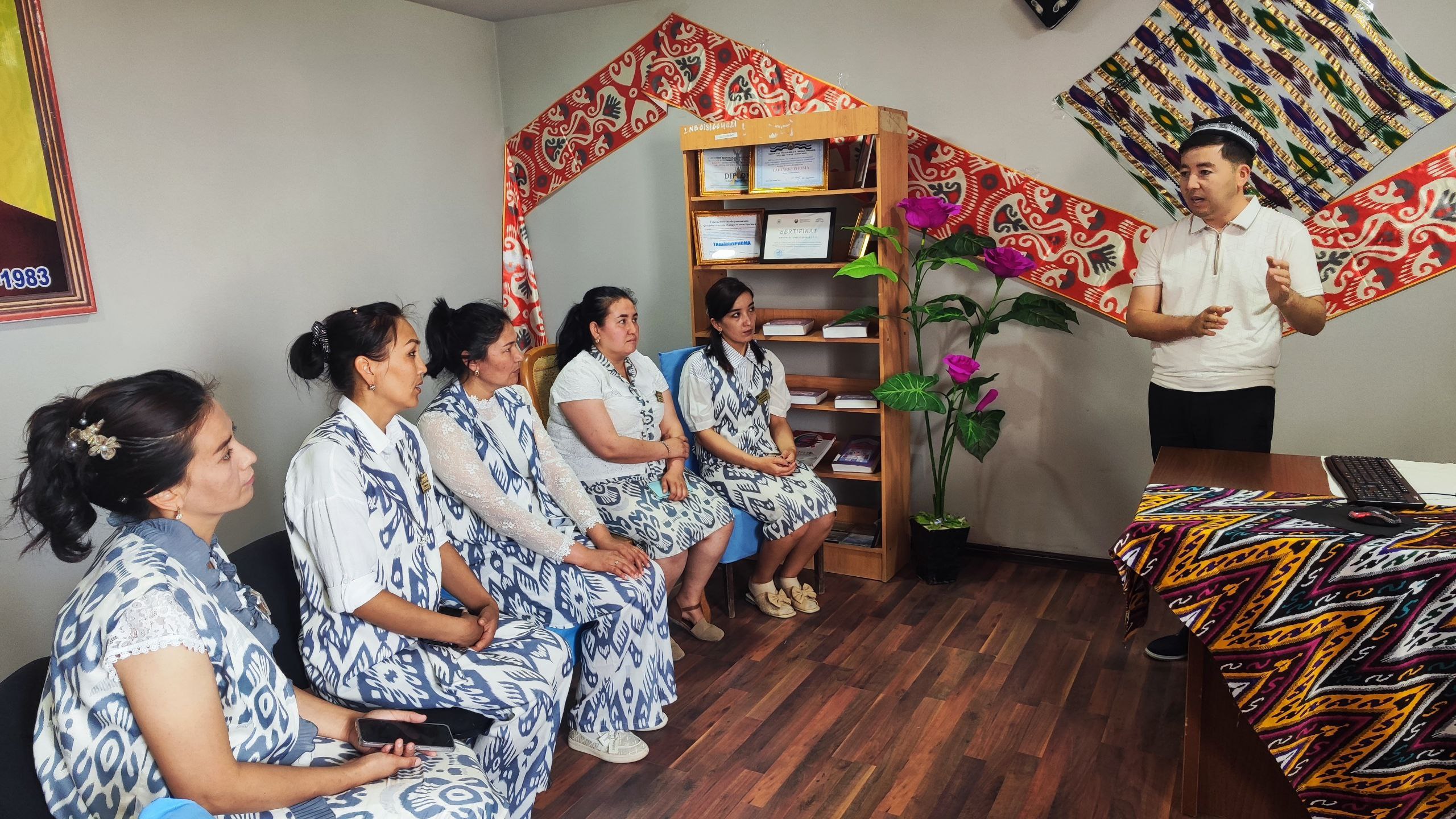 TAKM xodimlarining kompyuter savodxonligini oshirish maqsadida navbatdagi mahorat darsi boʻlib oʻtdi.