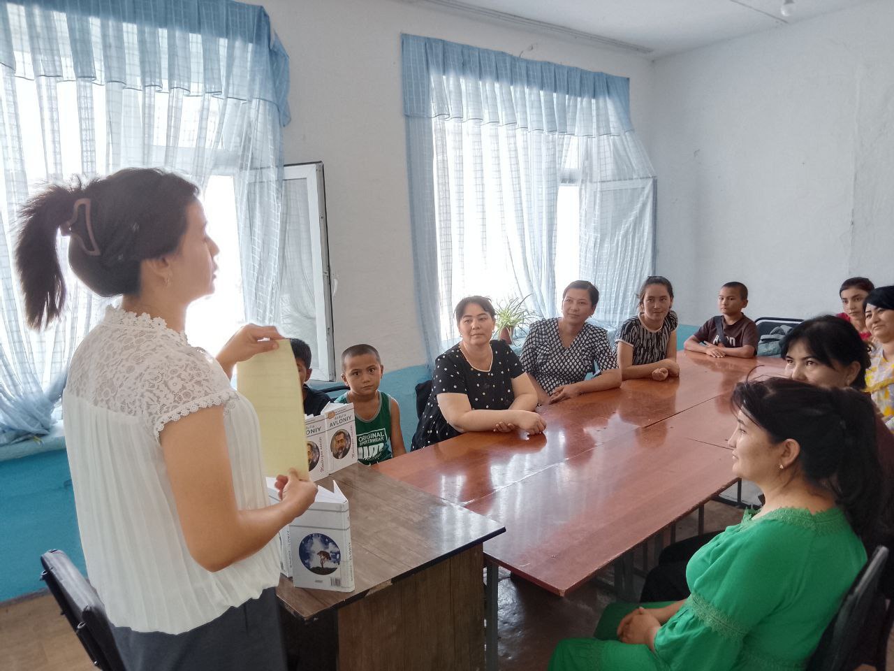 Abdulla Avloniy tavalludiga bag'ishlab faol kitobxonlar onalar va bolalar ishtirokida davra suhbati tashkil qilindi.