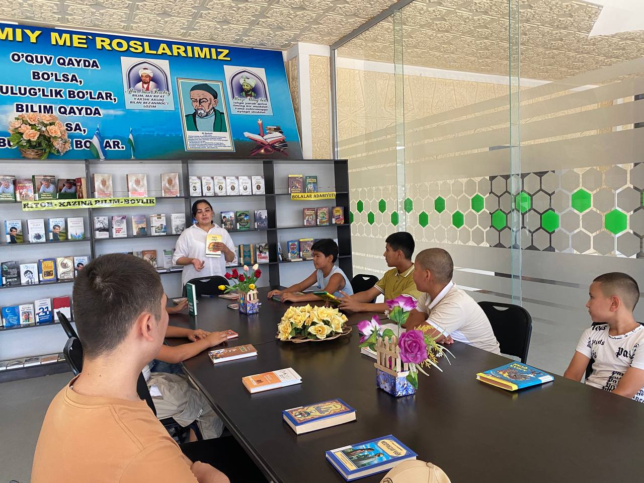 "Aql solig'i" nomli o'smirlar uchun  hikoyalar, rivoyatlar va masallar kitobi taqdimoti tashkil qilindi.