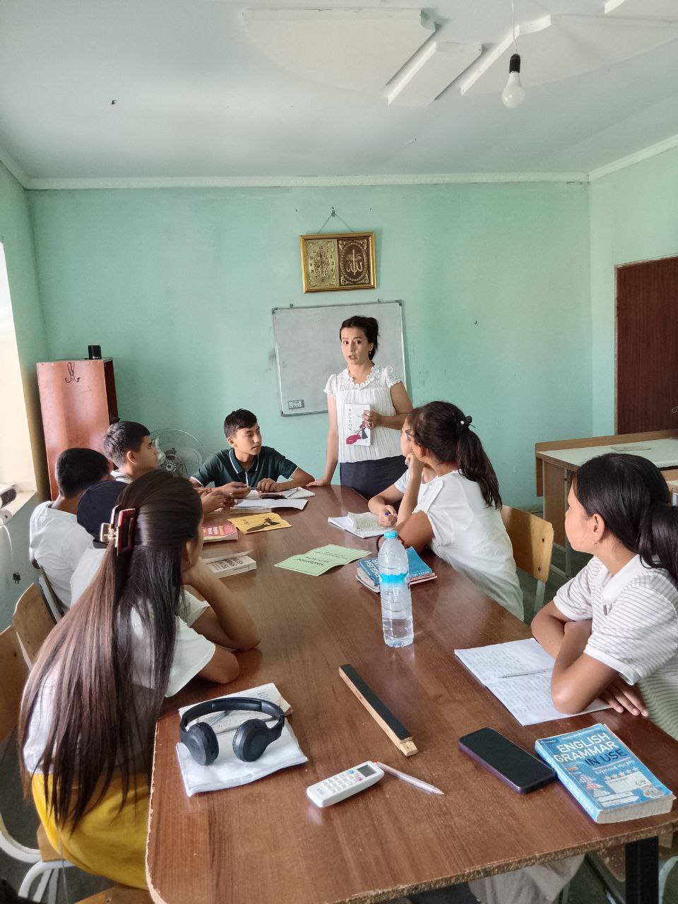 "Bir asar tarixi" shiori ostida Ultimatum oʻquv markazi oʻquvchilari ishtirokida davra suhbati tashkil etildi.
