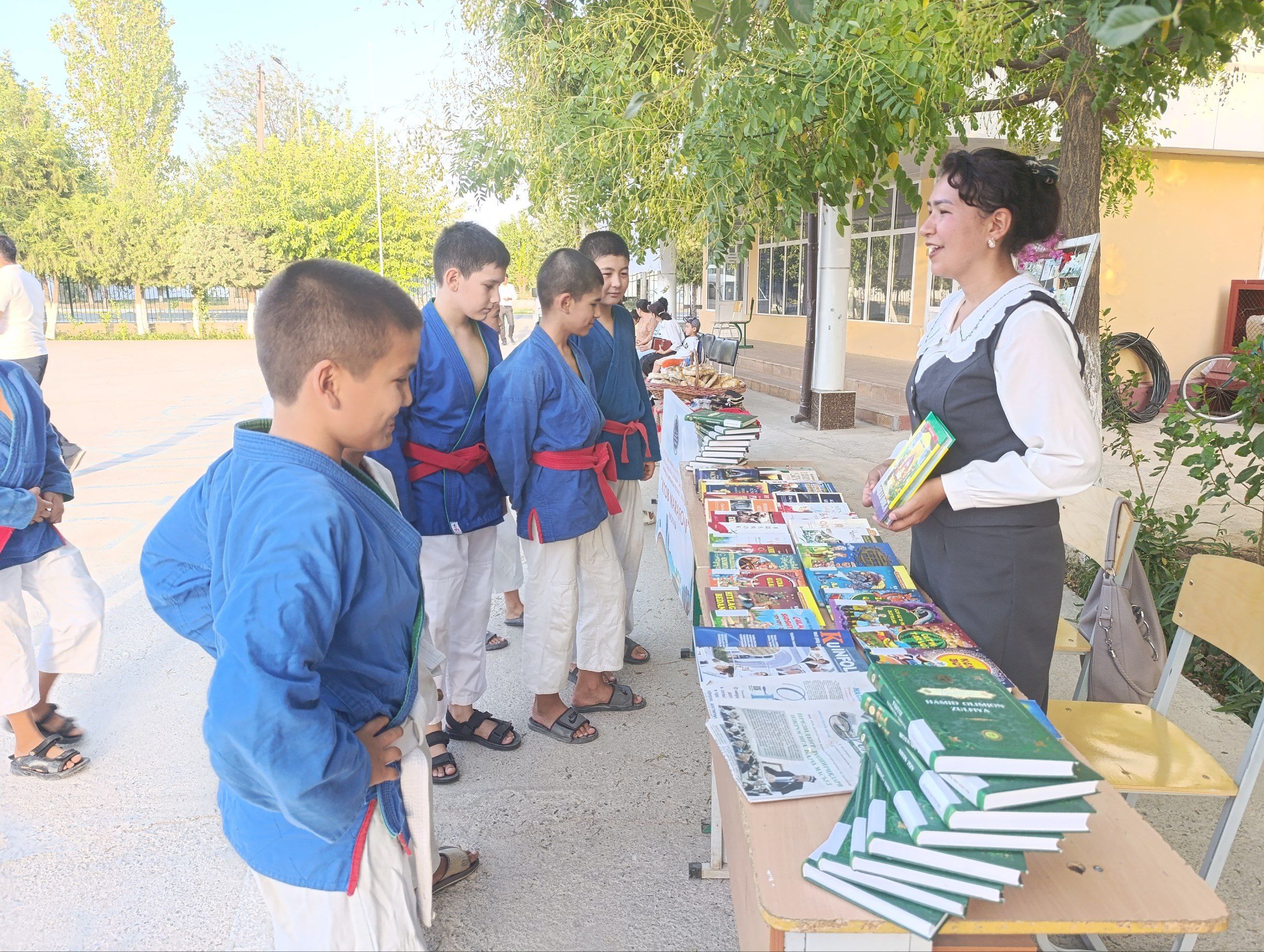 “Umummilliy birdamlik” festivali mahallalarda davom etmoqda.