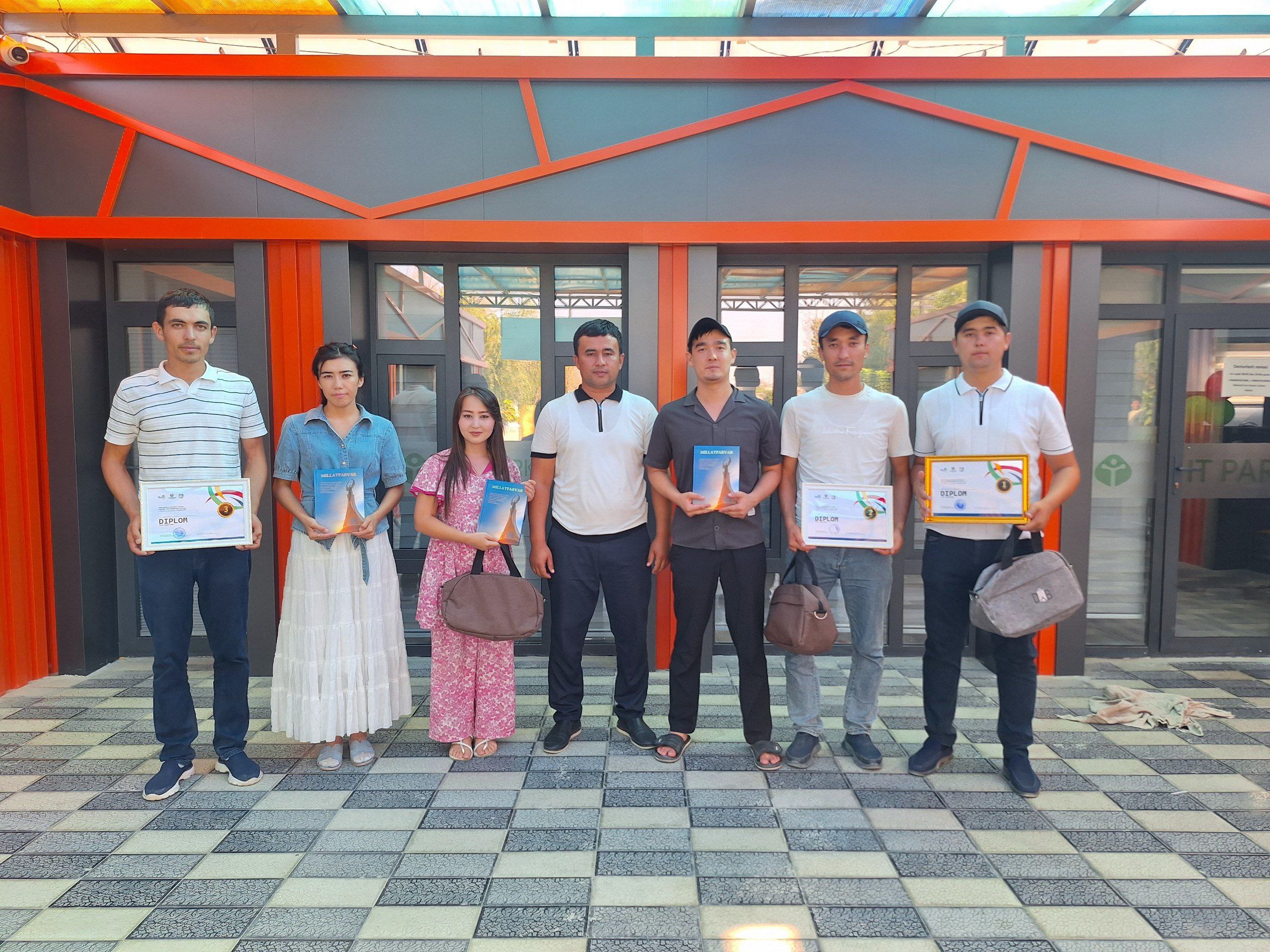 "YOSH KITOBXON OILA" TANLOVINING DO'STLIK TUMANI BOSQICHI!