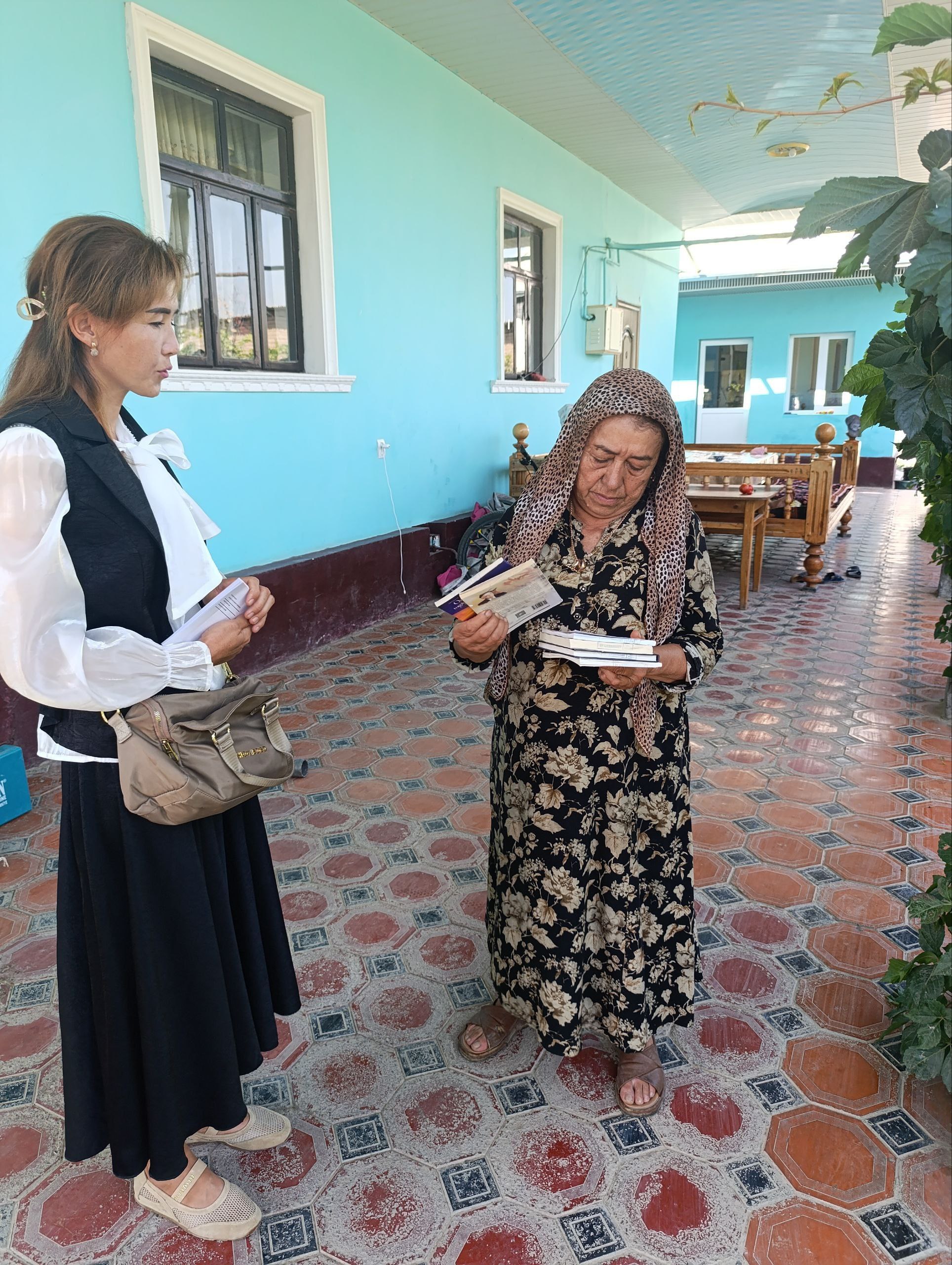 Bog‘zor mahalla aholisi va yoshlarni kitobxonlikka jalb qilish maqsadida targ'ibot ishlari olib borilmoqda