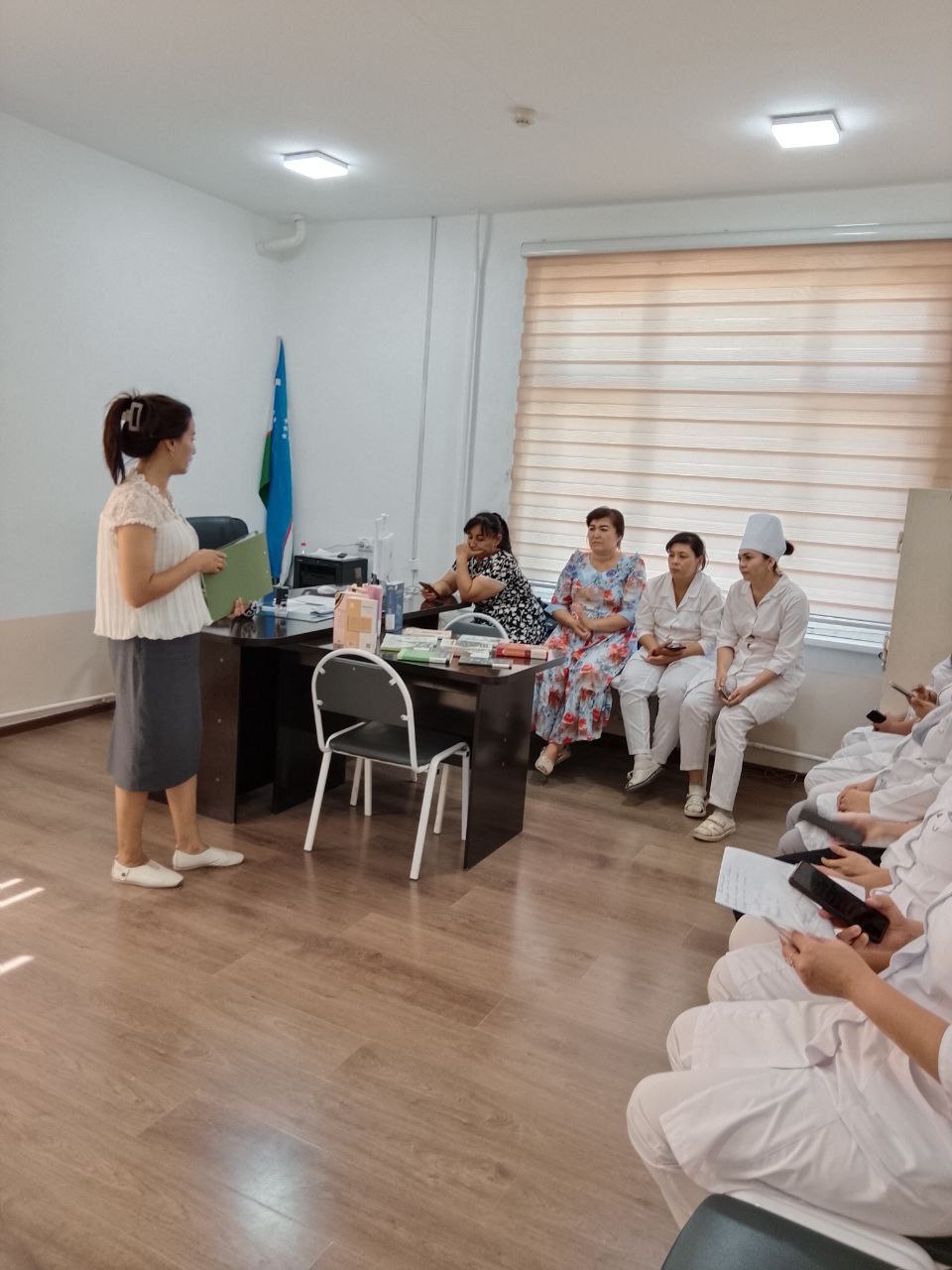 "Kitobxon ona-ma'rifatli bola" mavzusida davra suhbati o`tkazildi