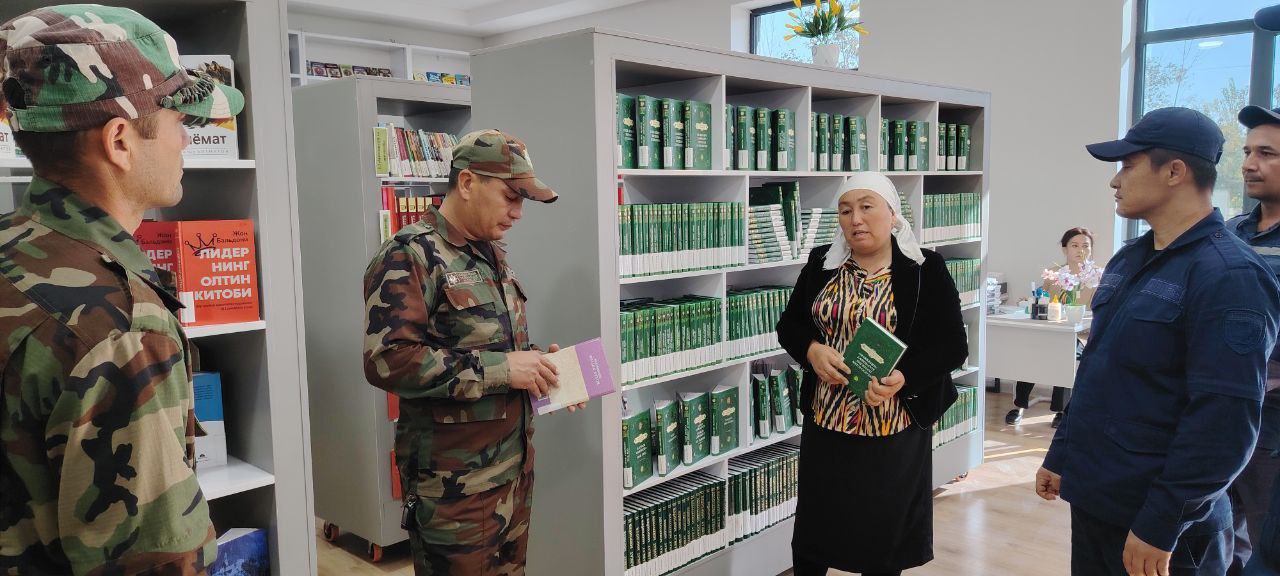 "Kitoblarning sirli olami" nomli sayohat tashkil qildi.