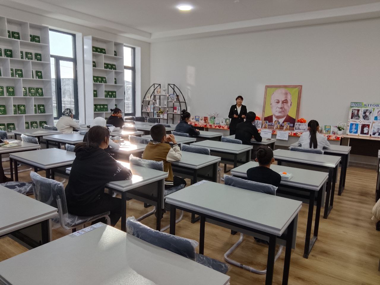 "Oʼlkamizning faxri" nomli davra suhbati tashkil etildi.