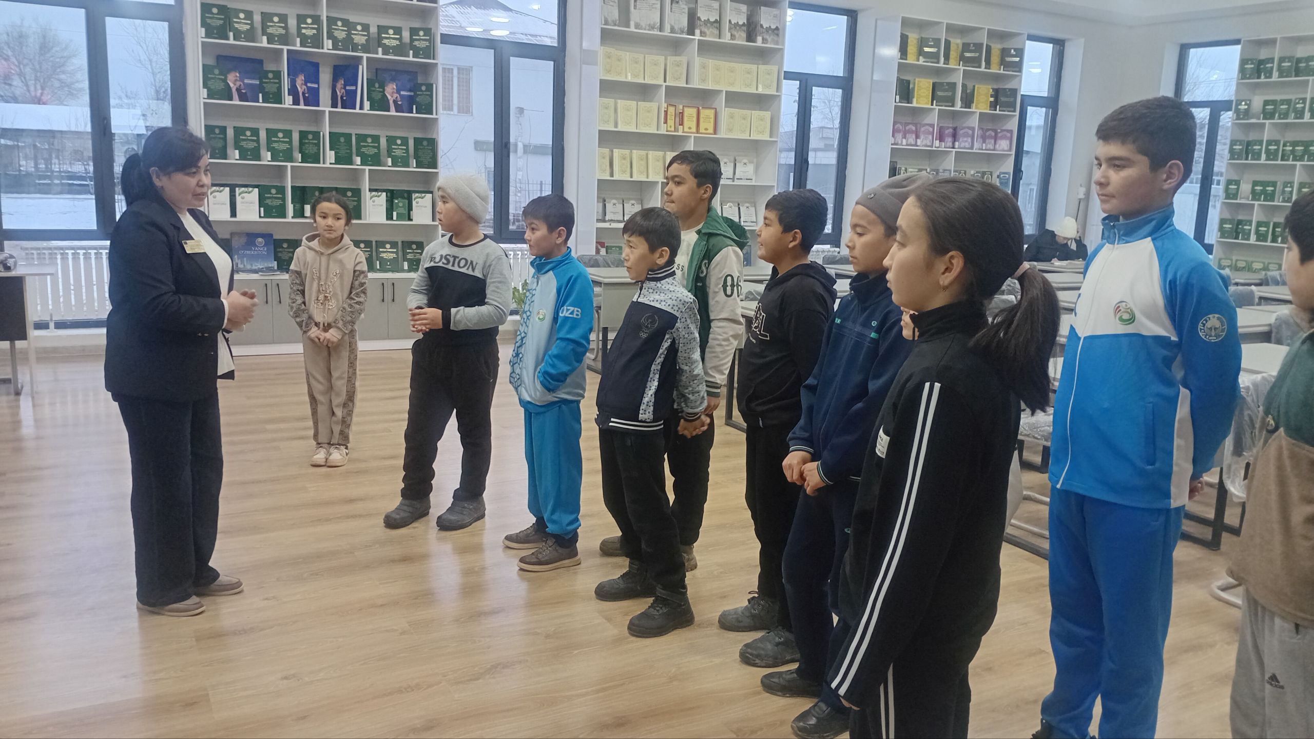 "Kitobxonlar ma'naviy- ma'rifiy sayohatda" nomli ekskursiya tashkil etildi.