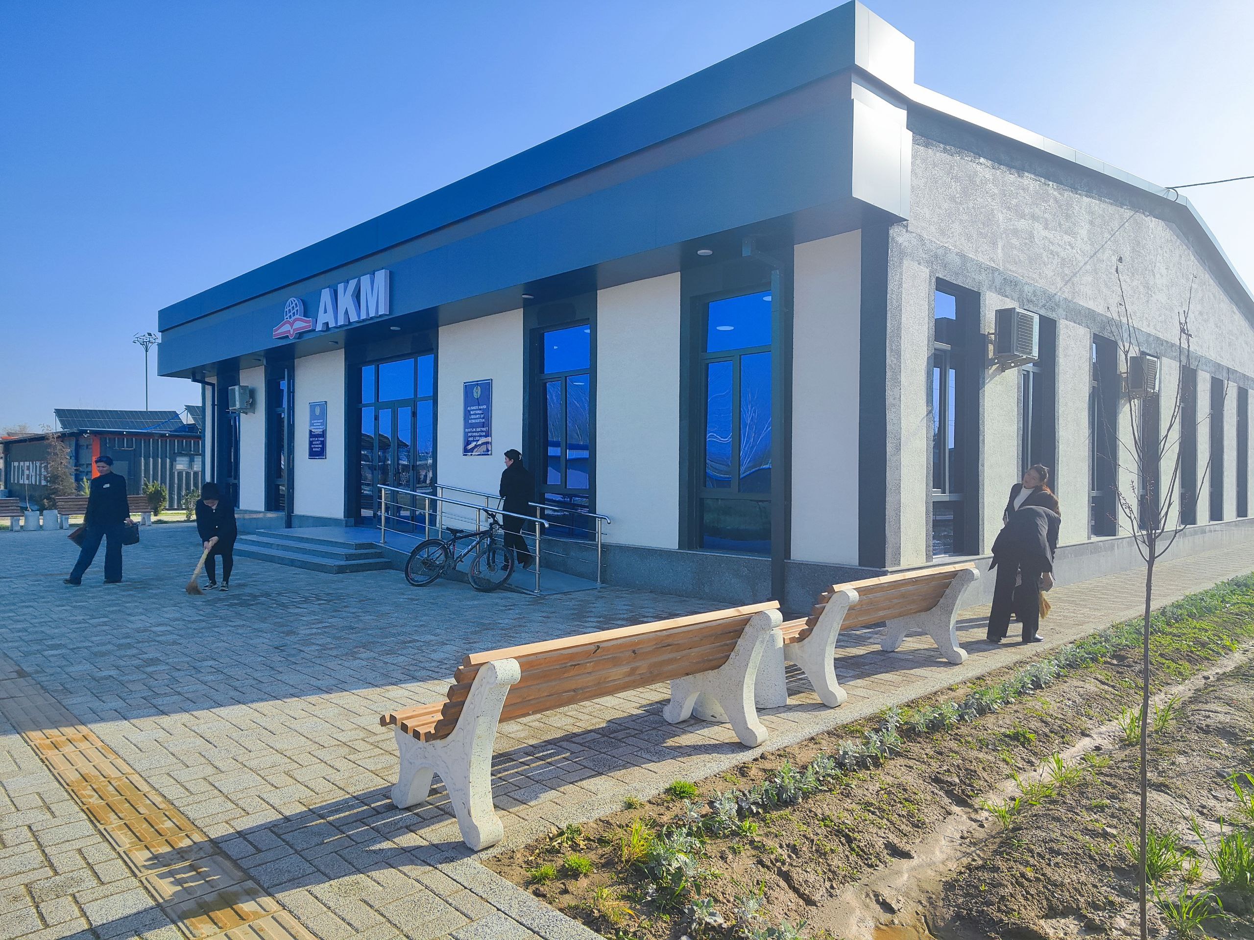 “Yurt obodligi yo‘lida birlashaylik!” shiori ostida umumxalq xayriya hashari o‘tkazilmoqda.