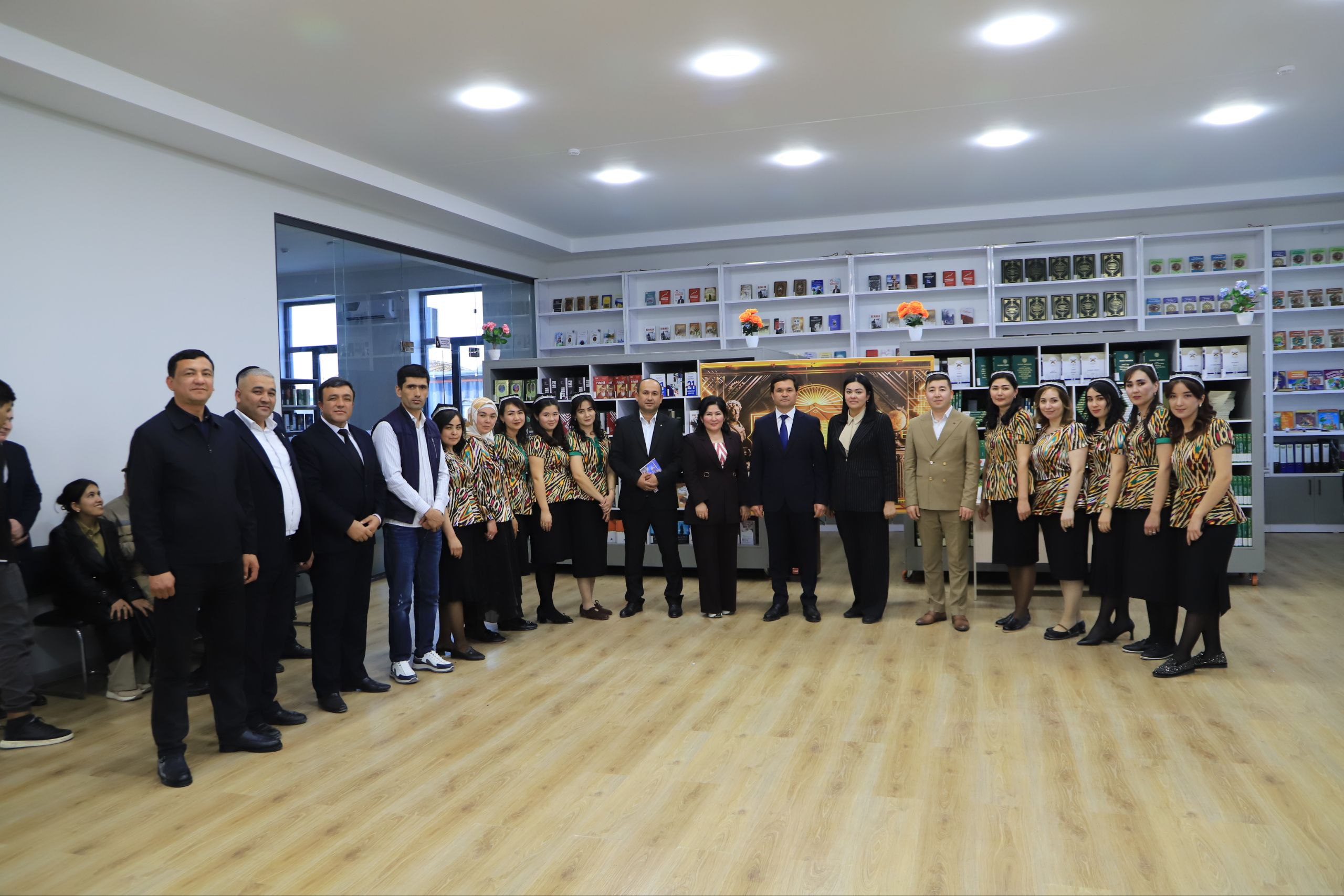 Navro`z bayrami munoasabati bilan 2 000 000  soʻm miqdorida pul mukofoti AKM jamoasiga taqdim etildi.