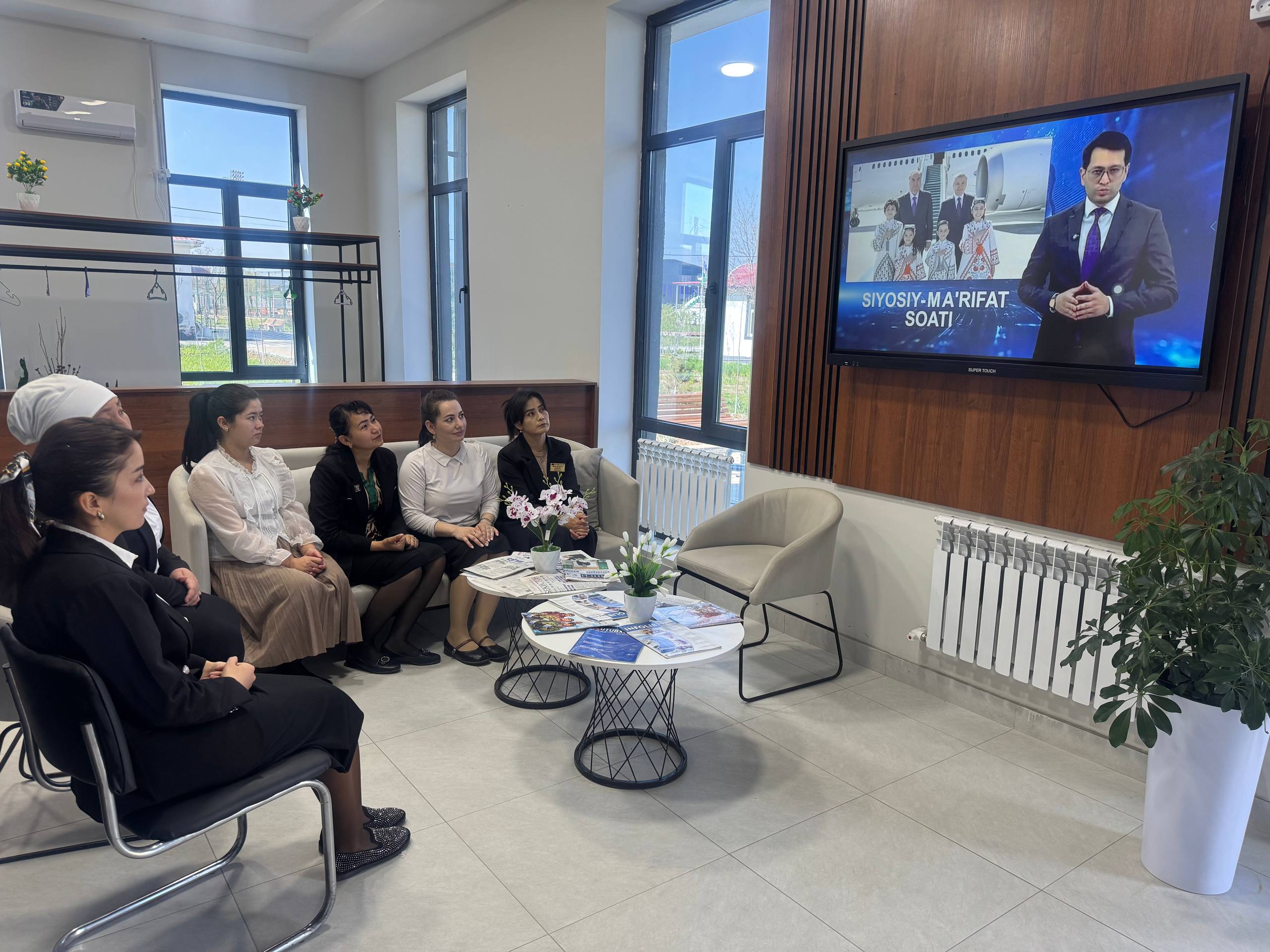 Markaz xodimlari ishtirokida siyosiy-ma’rifat soati o’tkazildi