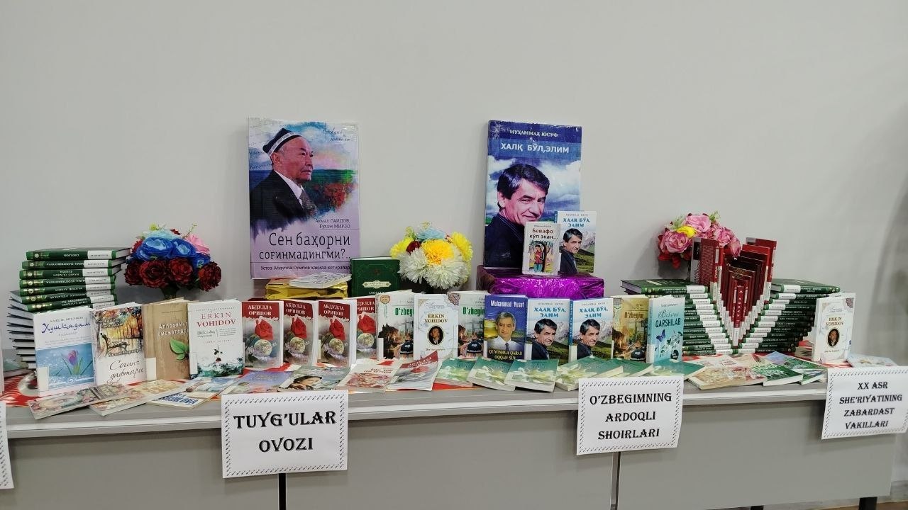 “O‘zbegimning ardoqli shoirlari” nomli kitob ko‘rgazmasi tashkil etildi.