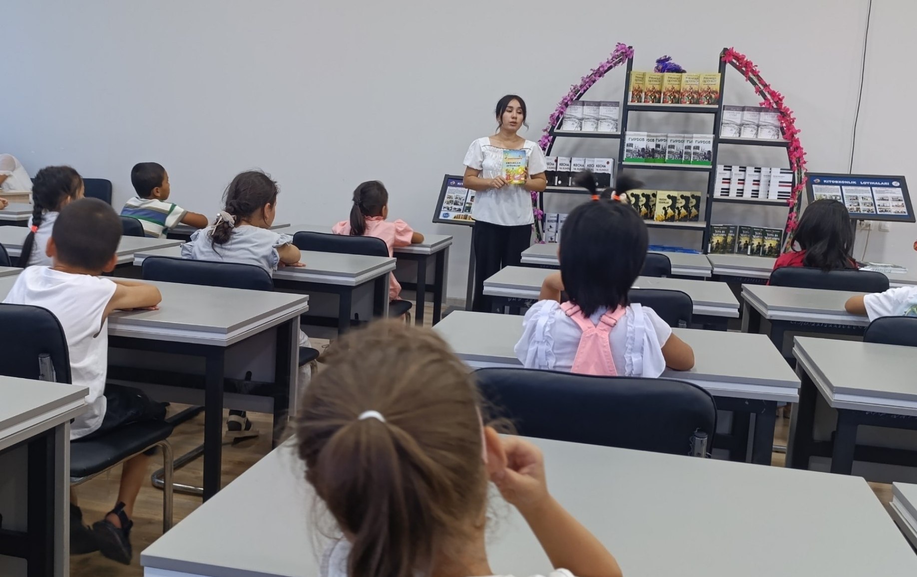 “Ertaklar-yaxshilikka yetaklar” nomli davra suhbati tashkil etildi…